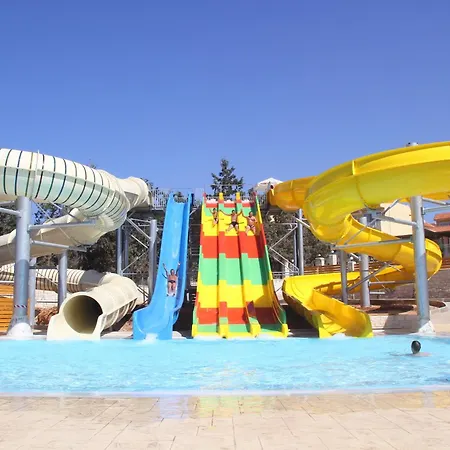 리조트 Gouves Waterpark Kato Gouves